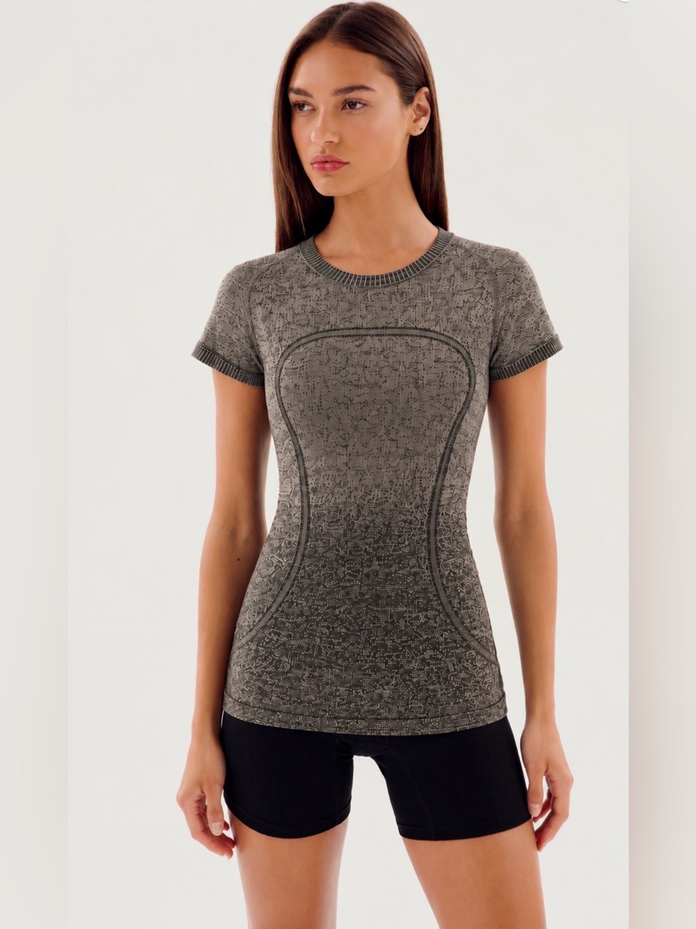 NWOT Lululemon Swiftly Tech 1.0 Short Sleeve Tee Heather Gray Gradient | Size 4
